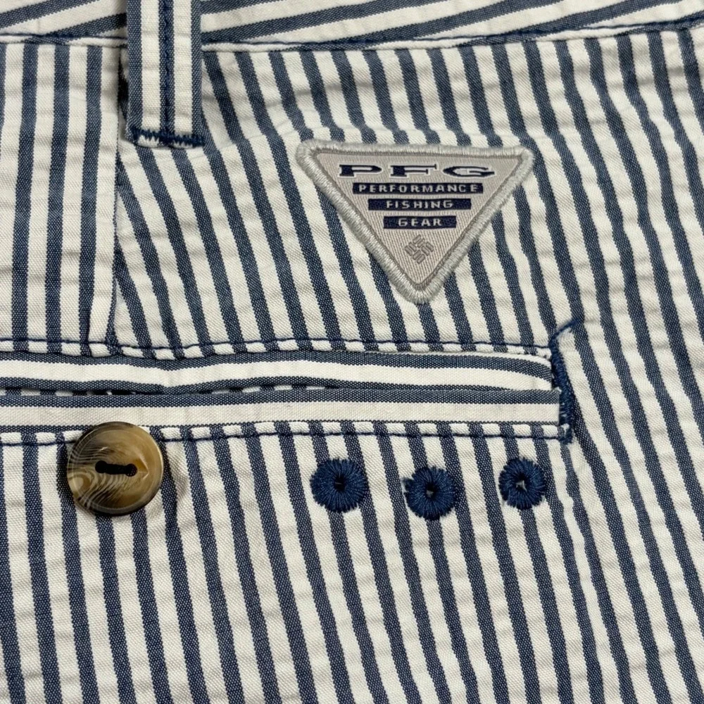 Columbia PFG Shorts Mens 40 Blue‎ White Striped Seersucker Fishing FM1086